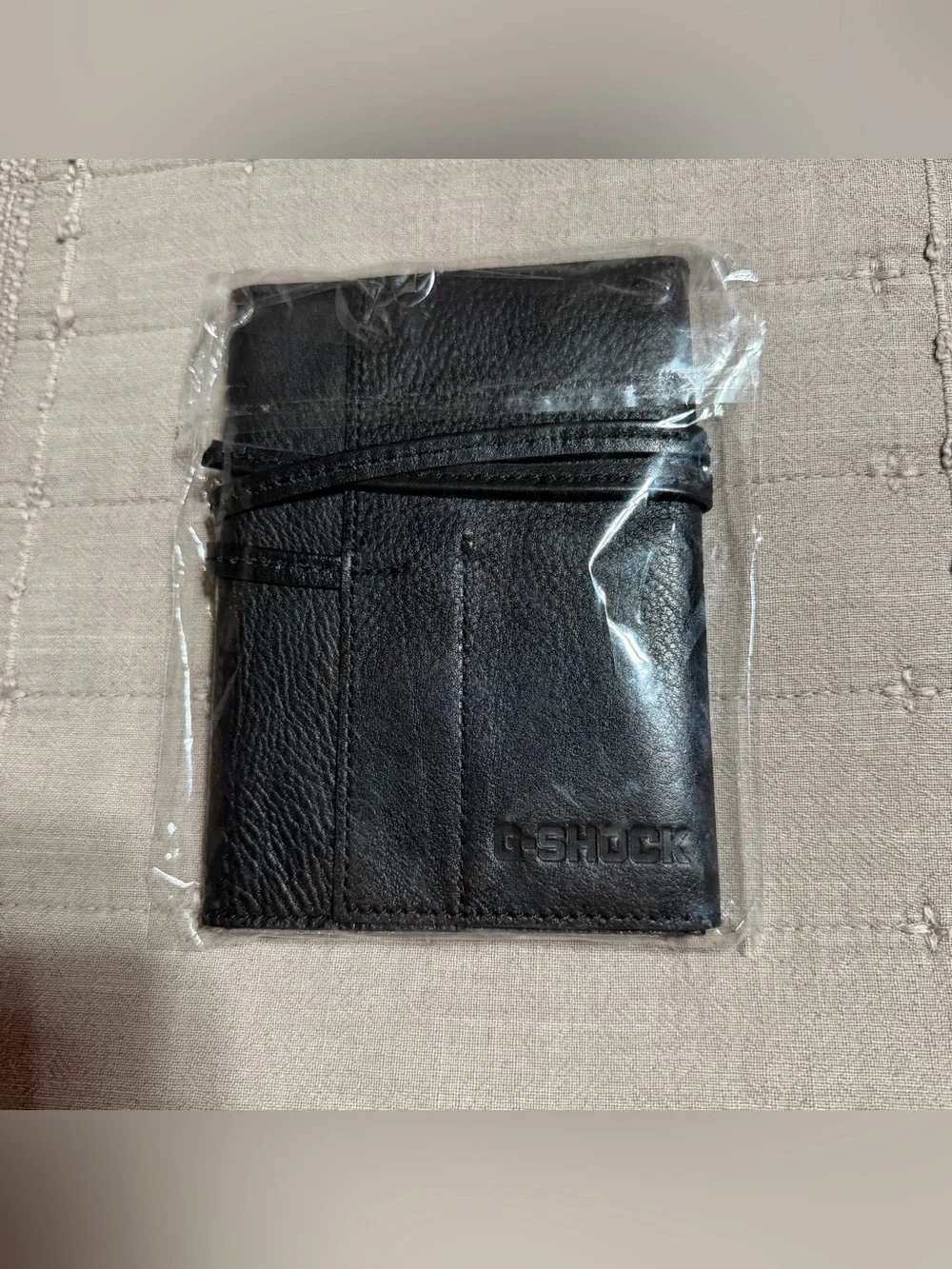 New G-SHOCK Men's Black Leather Folding Wallet/Pouch
